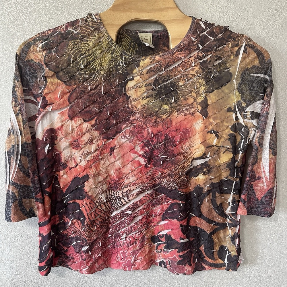 Jess & Jane Size 2X USA Y2K Artsy Floral Graphic‎ T Shirt Textured 3/4 Sleeve